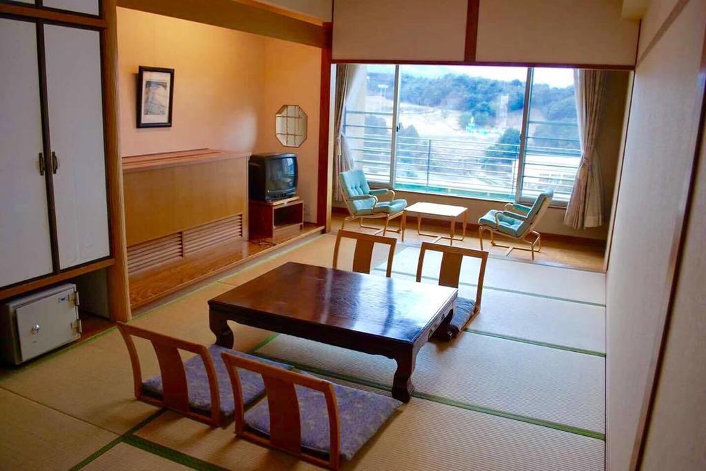 Green Squalle Sekigane Hotel Kurayoshi Buitenkant foto